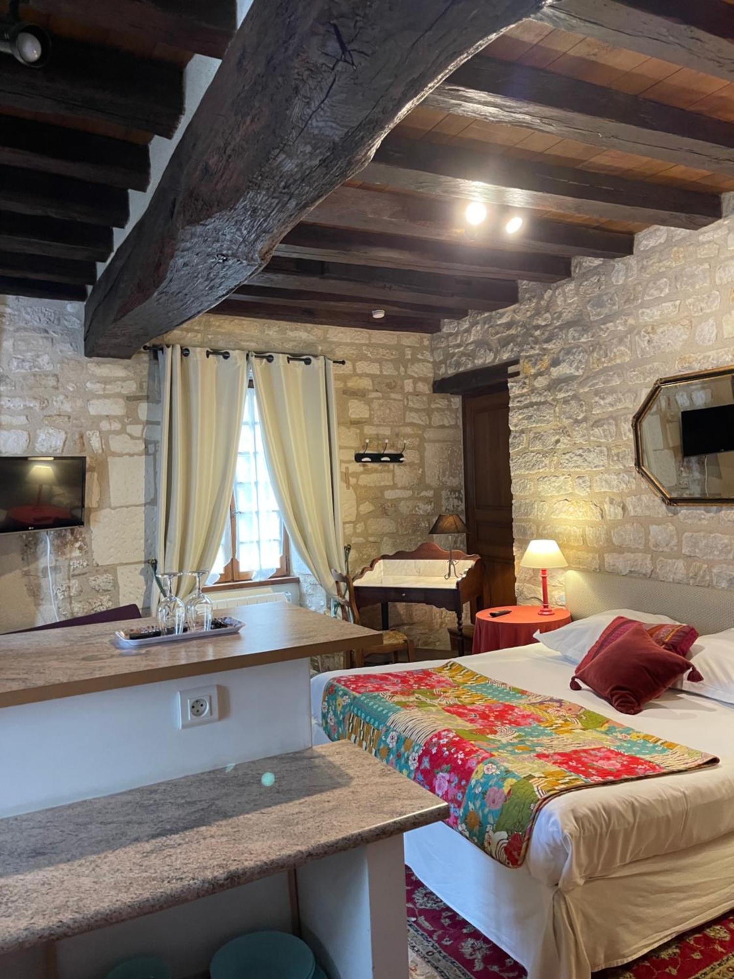 La Maison D'Alienor - Gites De Caractere A Chablis - 89 Kültér fotó